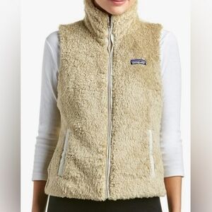 Patagonia Tan Brown Fuzzy Warm Fleece Sherpa Vest Pockets Size Medium Women's